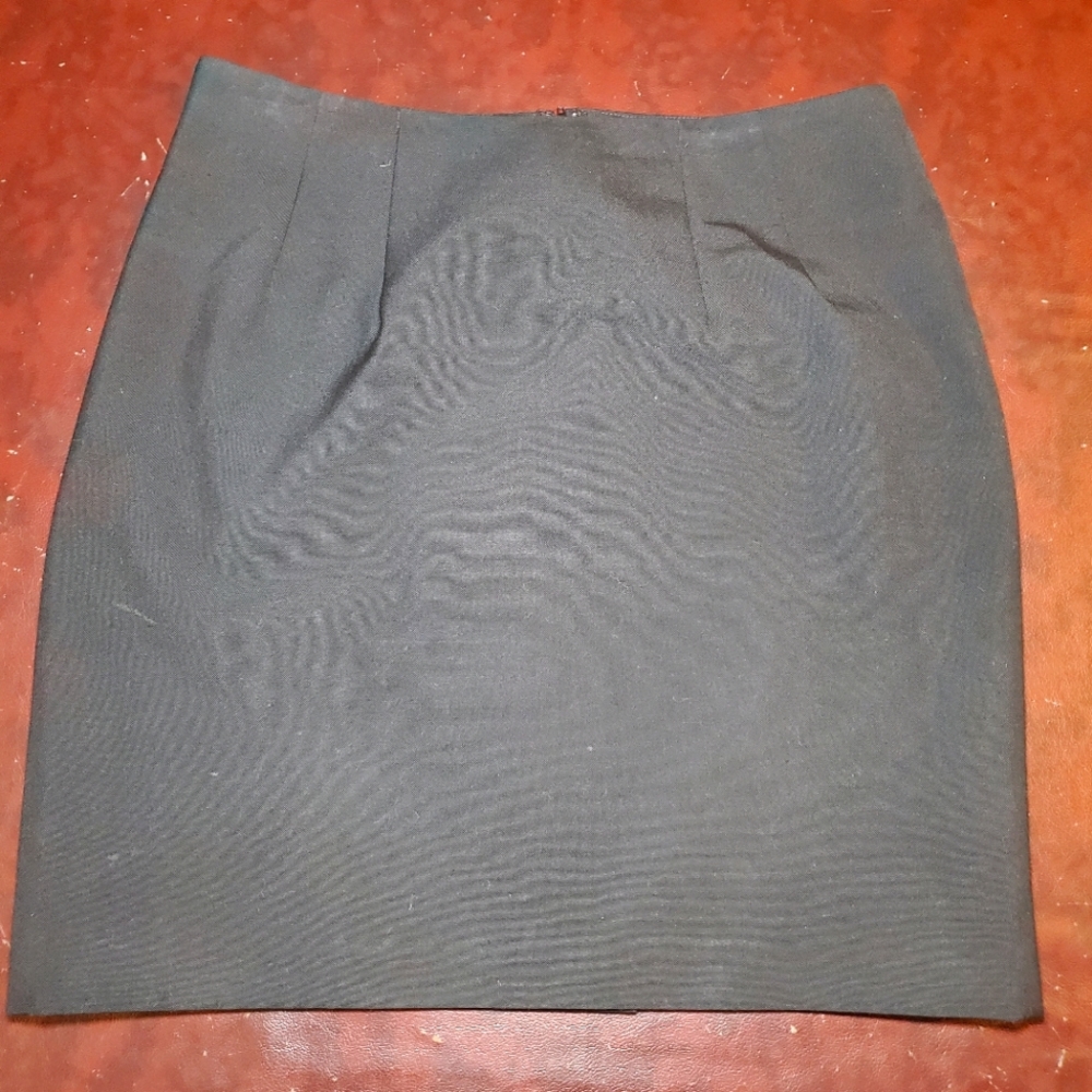 Murphy & Hartelius black dress skirt